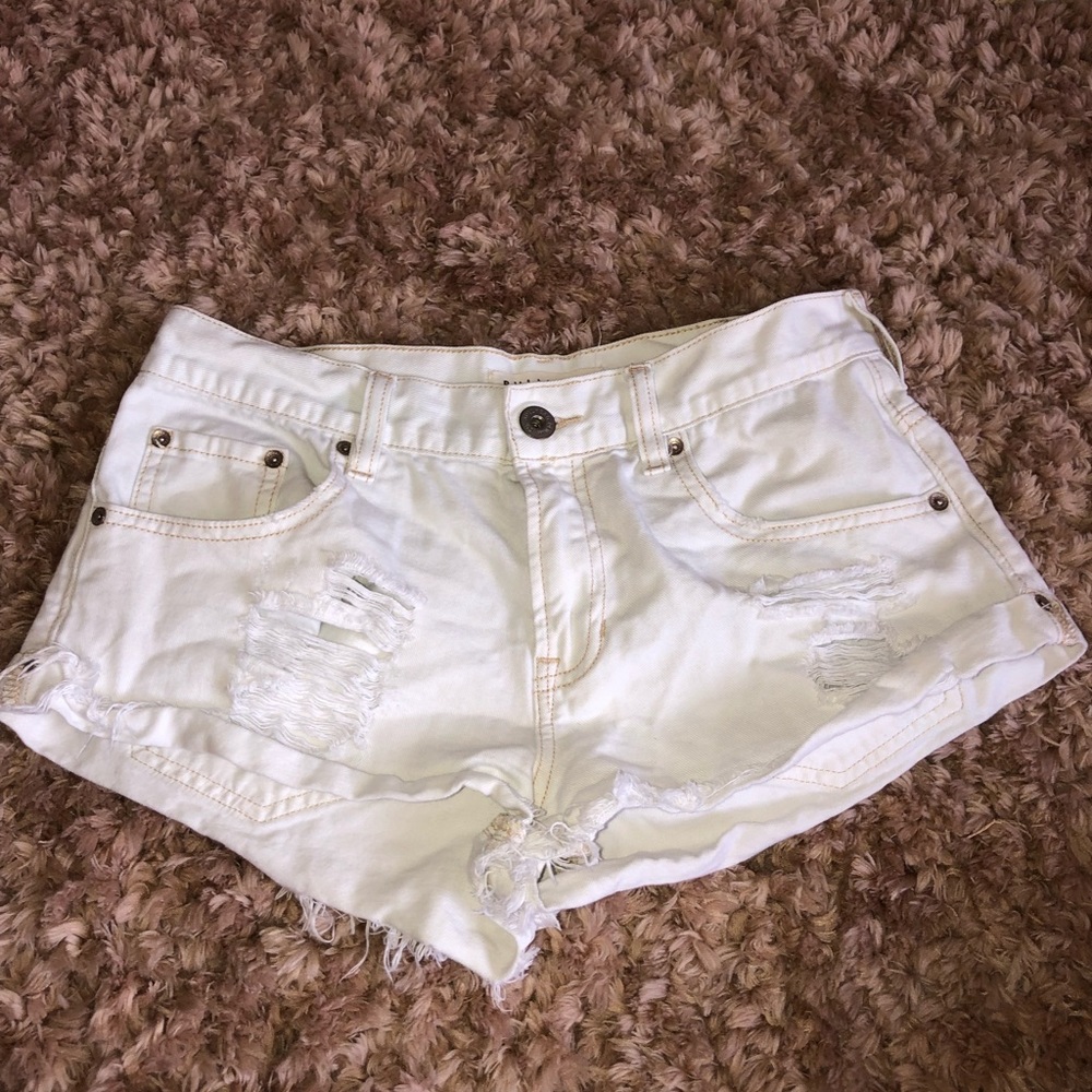 Bullhead White Shorts